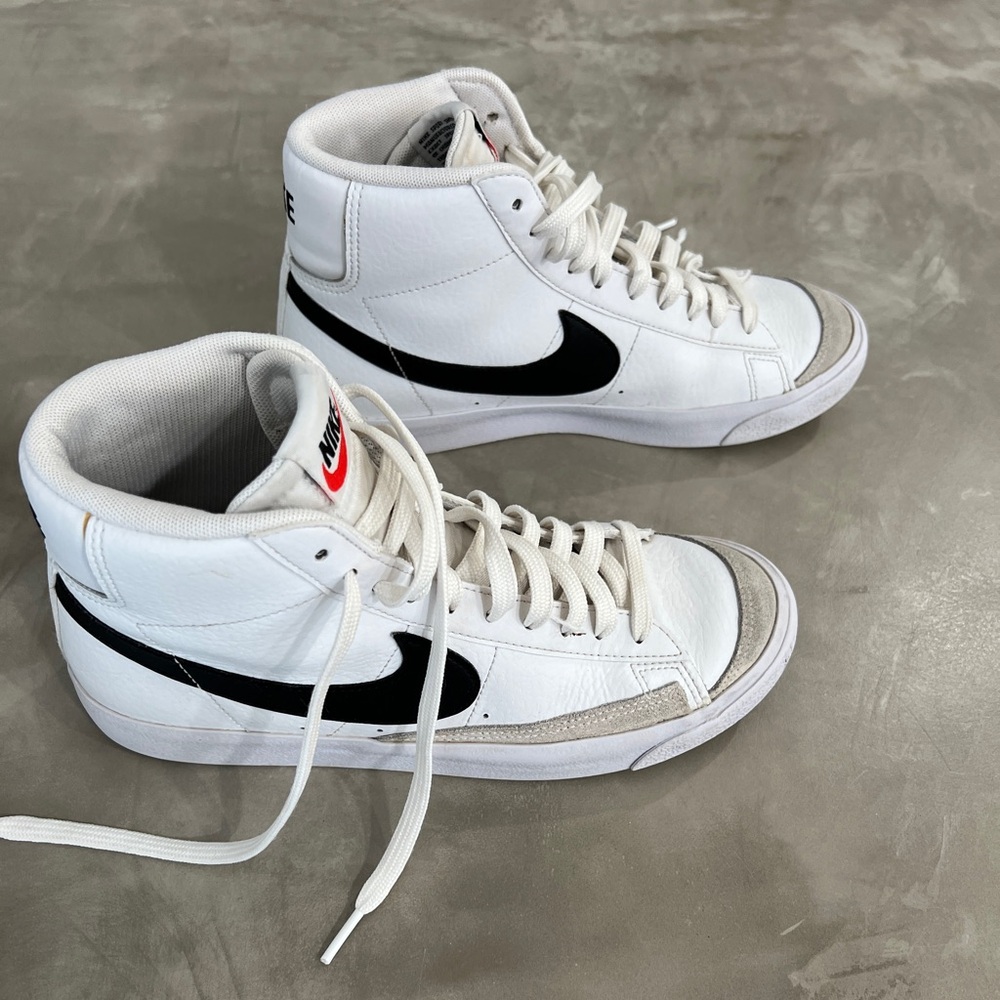 Nike blazer mid 77, sz  youth 7